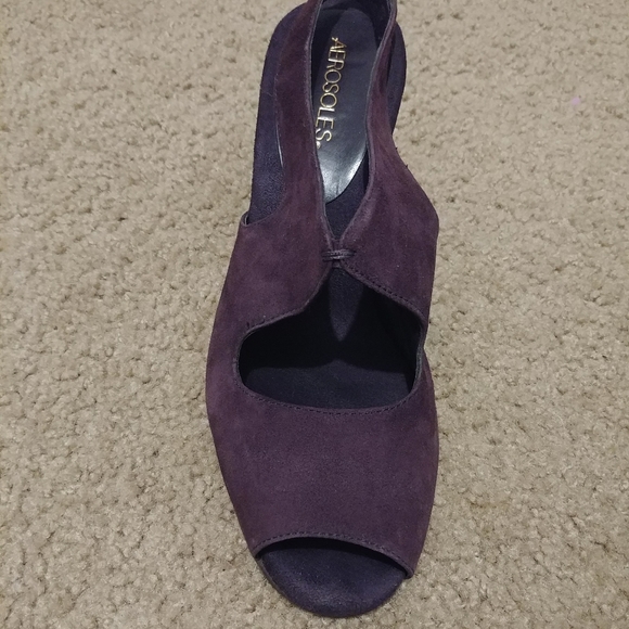 Gorgeous Peep Toe Shoes - Picture 2 of 4
